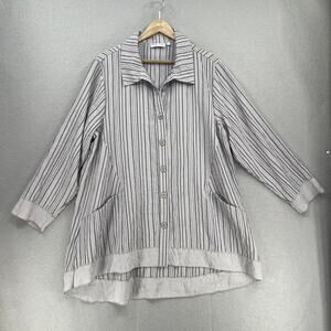 Habitat Gray Striped Button Down Shirt